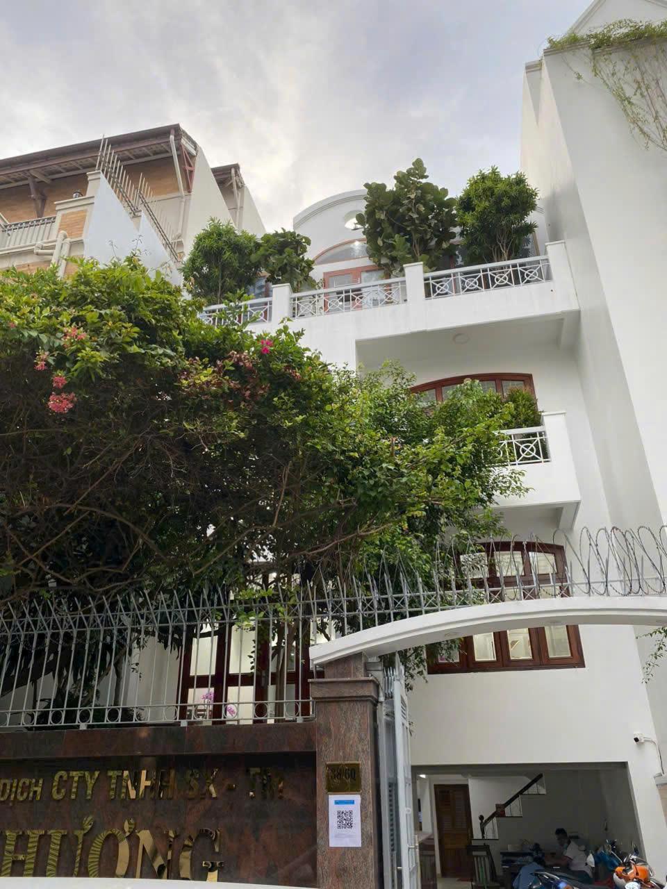 Cho Thuê Nhà 38/6Q Nguyễn Văn Trỗi, Phường 15, Quận Phú Nhuận – 9 Phòng, Gara Ô Tô