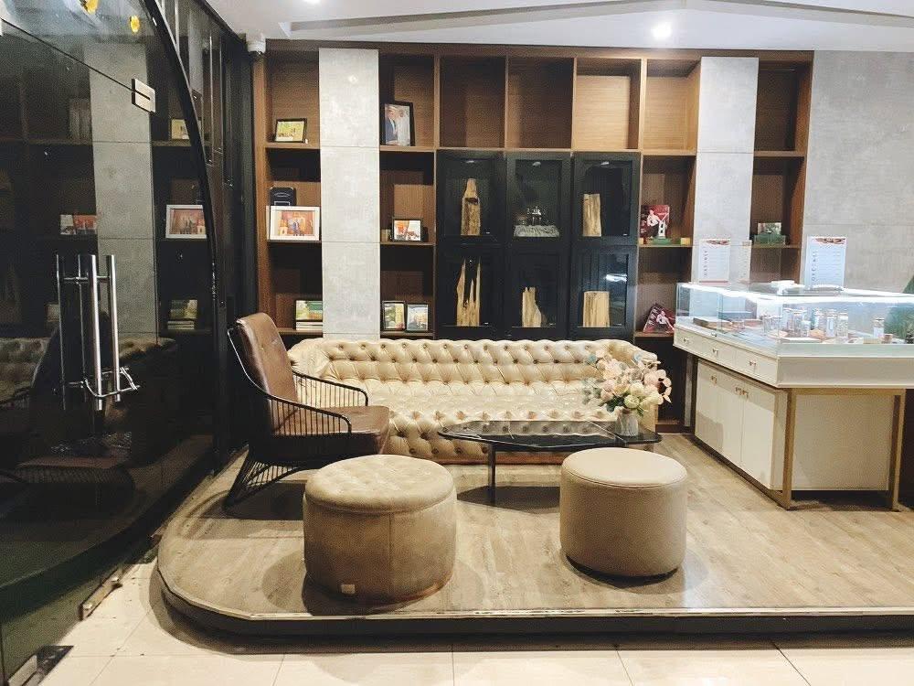 Cho Thuê Tòa Nhà 68 Đường A4, Phường 12, Quận Tân Bình – Hầm, 4 Lầu, Thang Máy