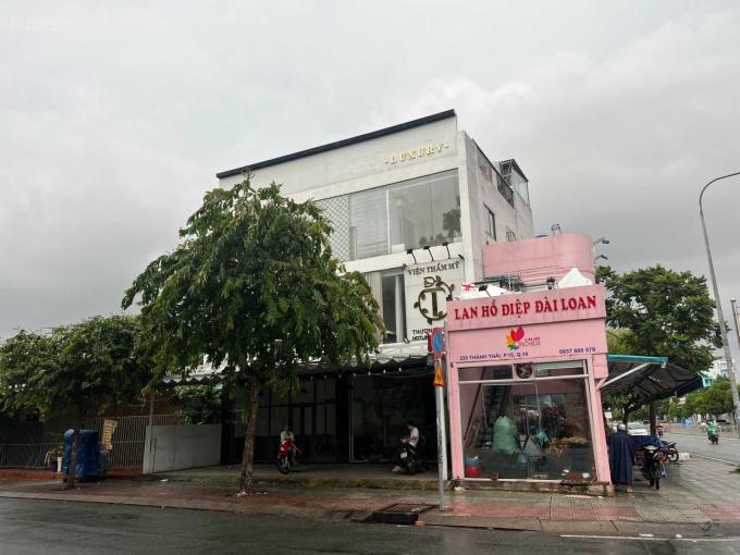 Cho Thuê Nhà Mặt Tiền 2-4 Tam Đảo, Quận 10 – DT 12x12,8m, 2 Lầu Trống Suốt