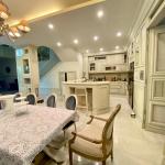 Cho thuê biệt thự góc 2 mặt tiền 38/8 Nguyễn Văn Trỗi, Phú Nhuận – 9x20m, sân vườn