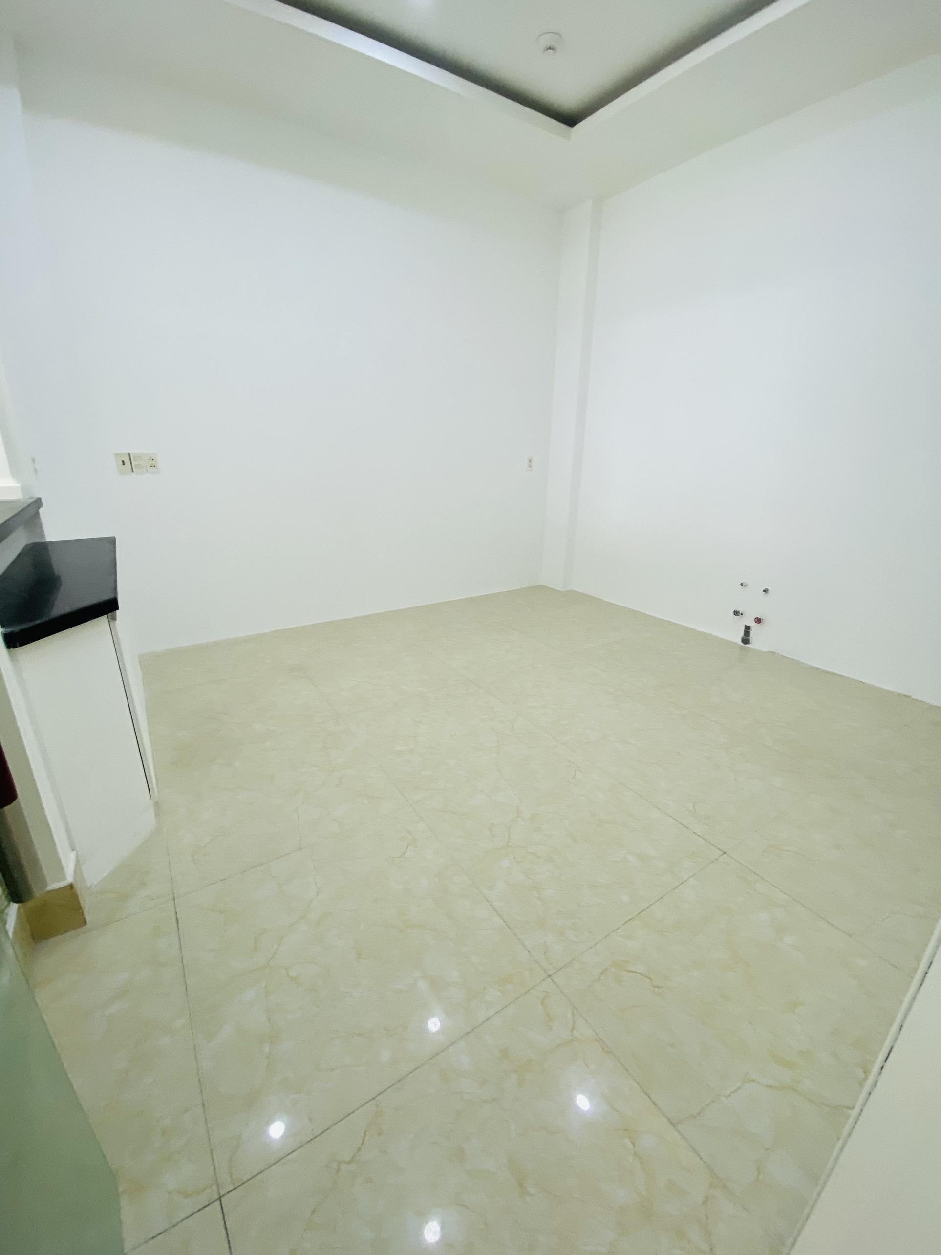 Cho Thuê Tòa Nhà 218 Hồ Văn Huê, Phường 9, Quận Phú Nhuận – 1 Trệt 5 Lầu, Thang Máy