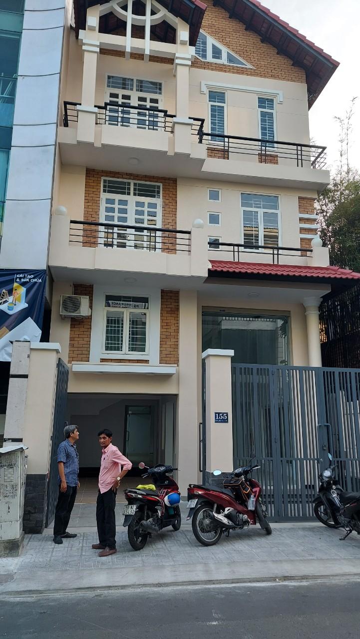 Cho Thuê Tòa Nhà 155 Hoa Lan, Phú Nhuận – DT 8x18m, 4 Tầng + Sân Thượng