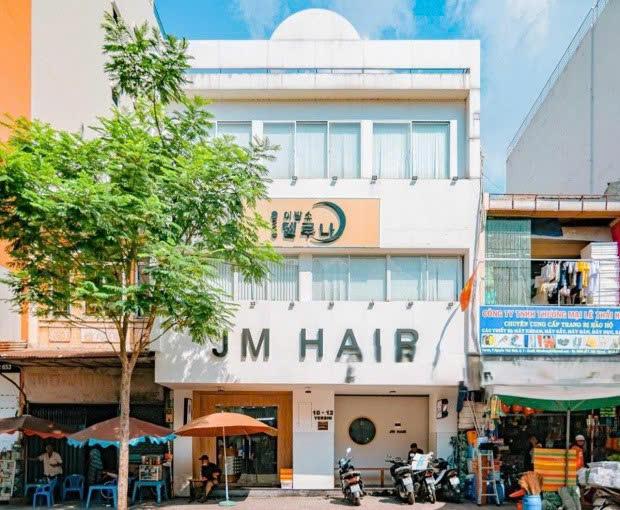 Cho Thuê Nhà Mặt Tiền 10-12 Yersin, Quận 1 – Diện Tích 8.5x18m, Trệt 3 Lầu
