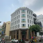 Cho Thuê Tòa Nhà 12 Phổ Quang, Tân Bình – 1200m², 6 Lầu, Hầm, Full Máy Lạnh