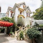 Cho thuê biệt thự Nguyễn Văn Hưởng Thảo Điền – 25x20m, full nội thất, hồ bơi