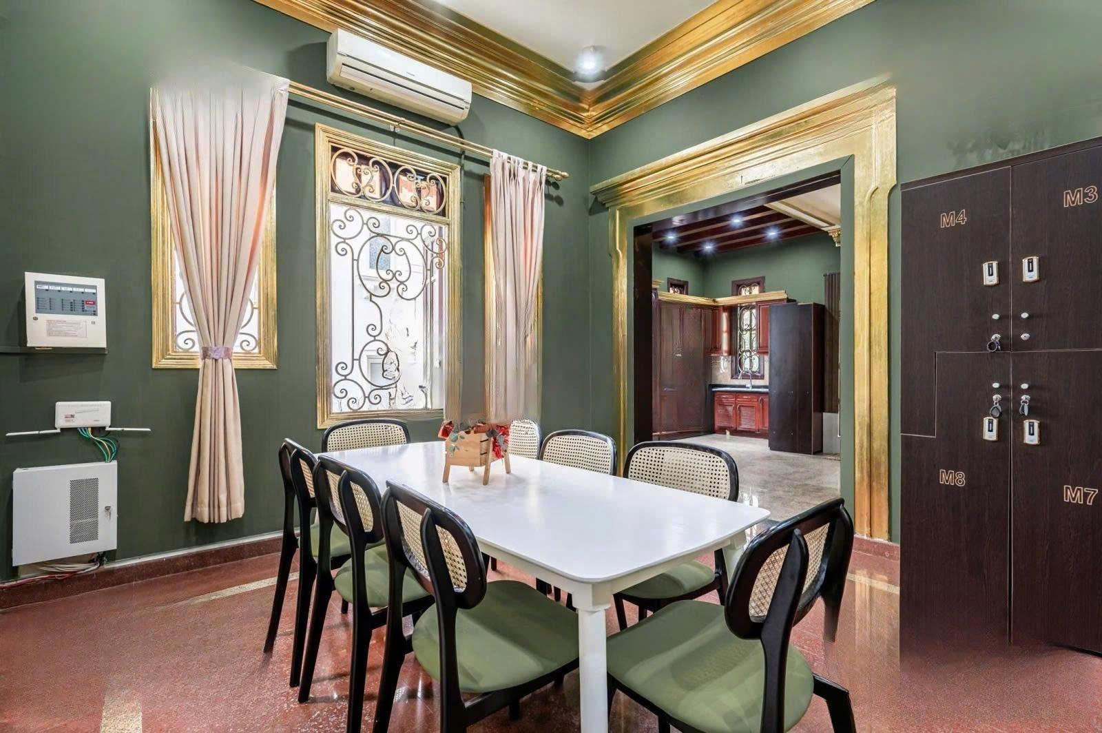 Cho thuê biệt thự Nguyễn Văn Hưởng Thảo Điền – 25x20m, full nội thất, hồ bơi