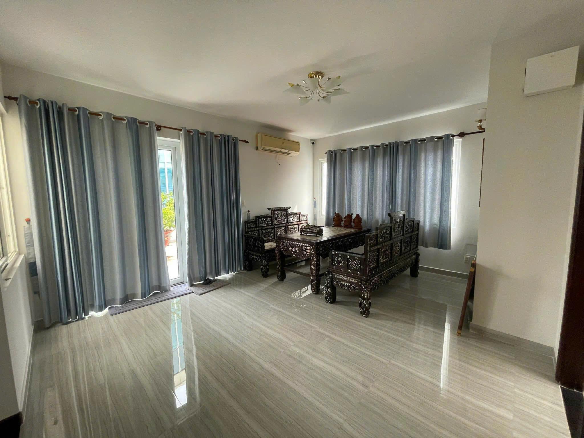 Cho thuê nhà mặt tiền Sông Thao, Tân Bình – 11x20m, trệt 3 lầu, sân thượng