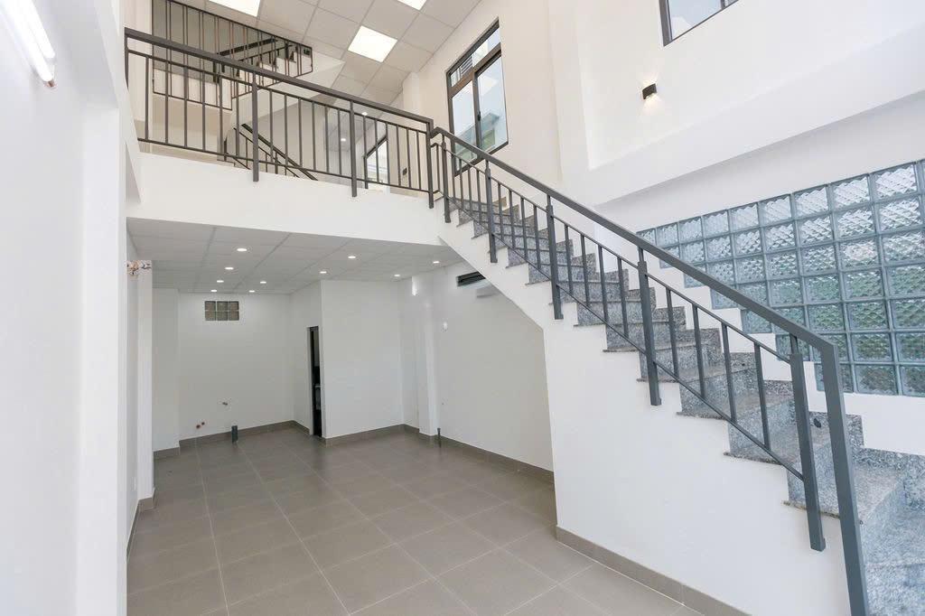 Cho Thuê Nhà 45 Huỳnh Tịnh Của, Phường Võ Thị Sáu, Quận 3 – 5,5x16,5m, Trệt Lửng 3 Lầu Suốt