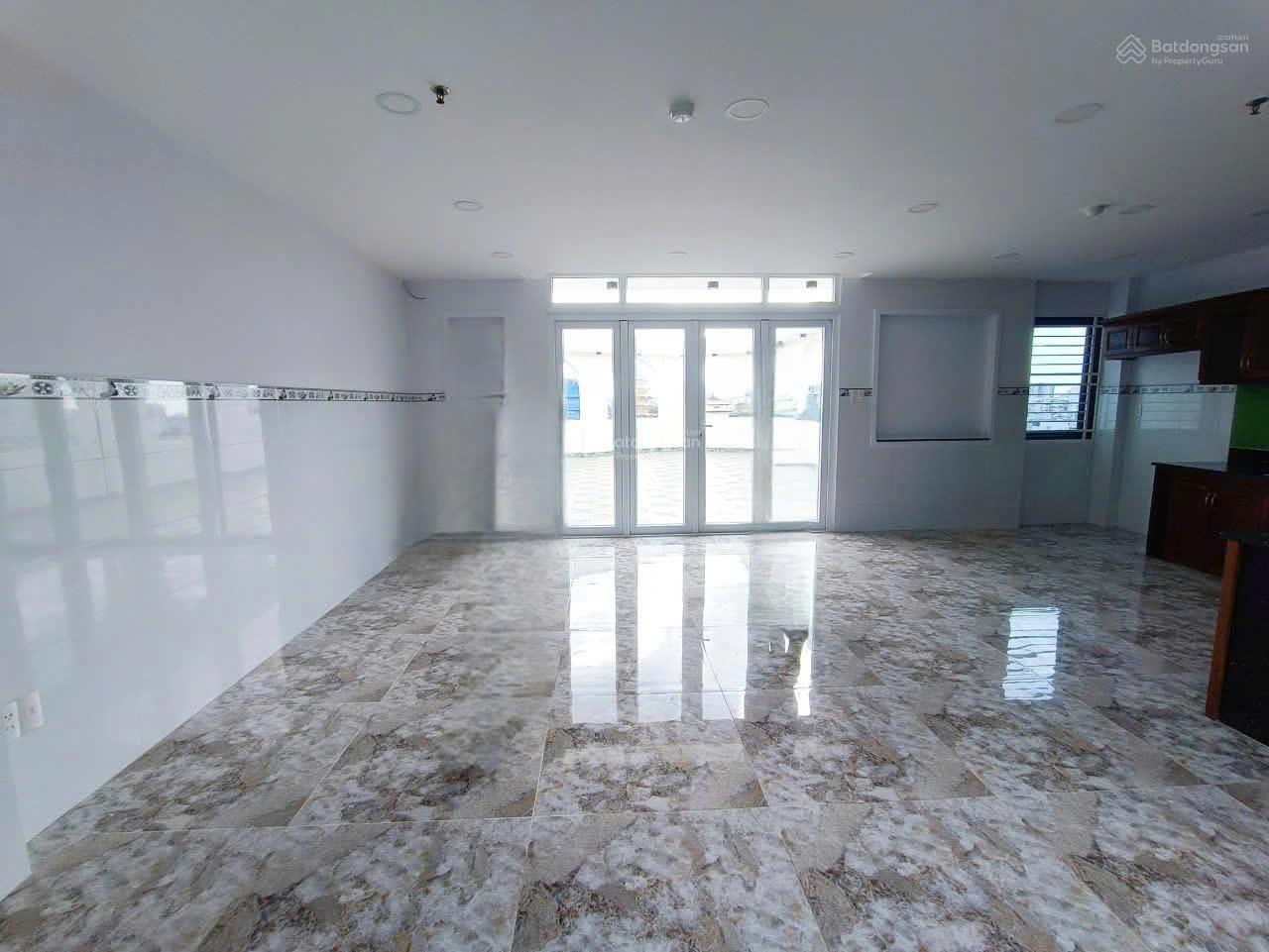 Cho Thuê Tòa Nhà 48 Trần Bình Trọng, Phường 5, Quận Bình Thạnh – Hầm, Lửng, 5 Lầu, Thang Máy
